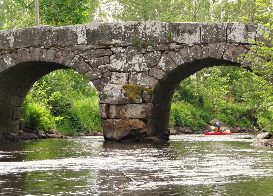 Podróż w czasie.
Adam Rohatyński
pkt: 5
Średniowieczny most na rzece Nossan, Szwecja.
