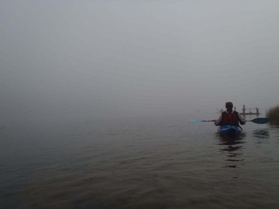 Jesienna mgła
Mglisty poranek na Rurzycy, Jezioro Dębno - 21.10.2012
Słowa kluczowe: mgła, jesień