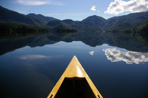 lato w Norwegii
jezioro Skogseidvatnet, Fusa, Norwegia
Słowa kluczowe: kanu, Norwegia